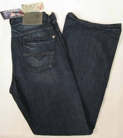 Guess Cliff denim jeans, Men's Guess Cliff M9107400000, easy fit, regular rise, boot cut, denim jeans, Hamper's Jeans Toronto Ontario.