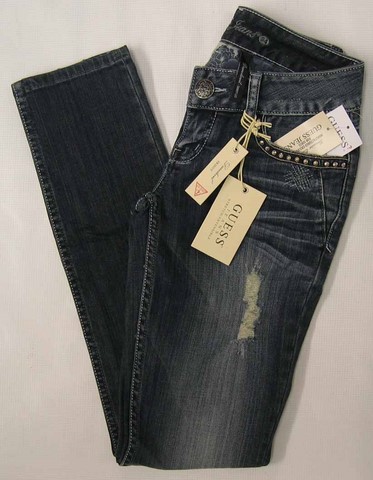 Guess Daredevil denim jeans, Ladies Guess Daredevil stretch, ultra slim fit, very low rise, skinny leg denim jeans, Hamper's Jeans Toronto Ontario.