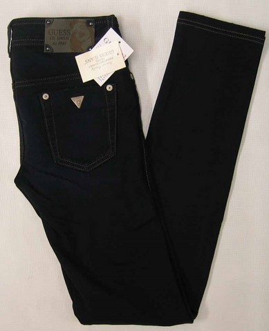 Guess super skinny denim jeans, ladies Guess stretch, low rise, slim fit, super skinny dark blue denim jeans, Hamper's Jeans Toronto Ontario.