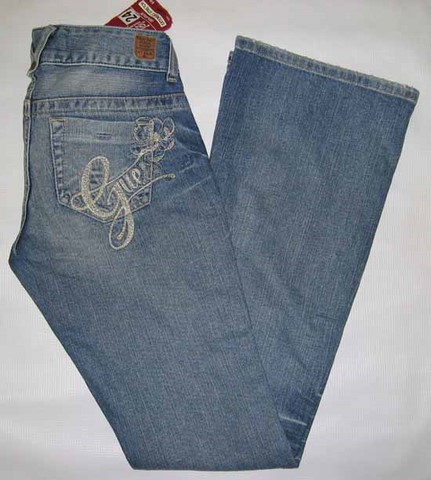 Guess Y71V6072 jeans, Guess Rosie jean, Guess embroidered, stretch, low rise, small flare, sand blast blue with whisker, Hamper's Jeans Toronto Ontario.