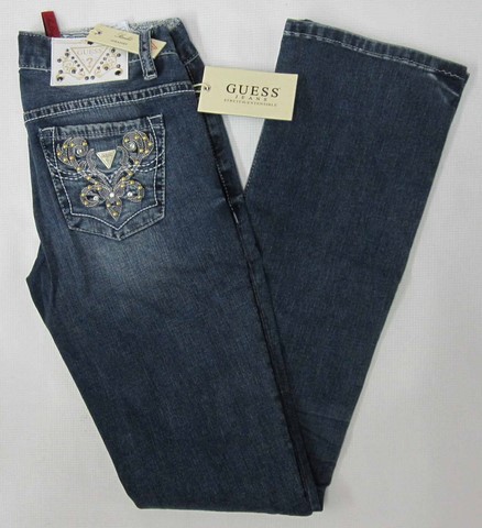 Guess Starlet denim jeans, Guess Ladies Starlet stretch, slim fit, low rise straight leg denim jeans, Hamper's Jeans Toronto Ontario.