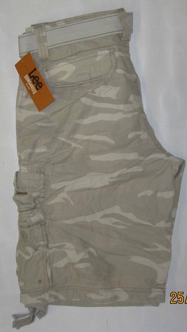 Lee Sahara Camo Cargo shorts, Men's Lee Sahara Camo Cargo belted shorts, Hamper's Jeans Toronto Ontario.