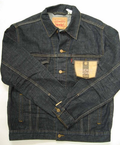 Levi's Trucker denim jeans jacket, Levi's Classic Trucker denim jeans jacket, Hampers Jeans Toronto Ontario.