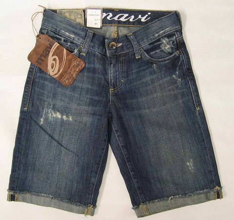 Mavi Siera denim jeans, Mavi Ladies Siera denim jeans, Siera Mavi denim shorts jeans, Hamper's Jeans Toronto Ontario.