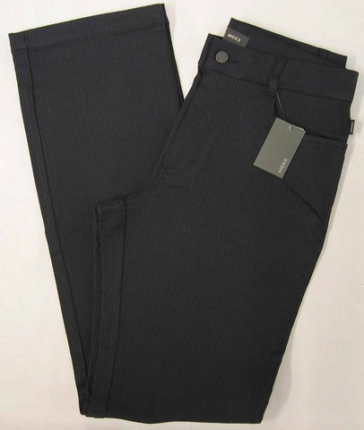 Mexx jeans, black stretch pants, Mexx Men's stretch black pants, Mexx 5 pockets stretch pants, Hamper's Jeans Toronto Ontario.