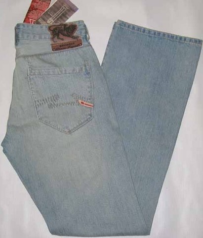 Parasuco 9230RHB jeans, Parasuco 9230RHB sun wash, regular fit, low rise boot cut denim jeans, Hamper's Jeans Toronto Ontario.