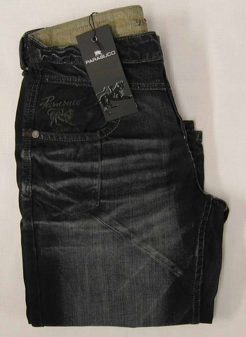 Parasuco 9326MGW denim jeans, men's Parasuco 9326MGW regular rise, relaxed straight leg denim jeans, Hamper's Jeans Toronto Ontario.