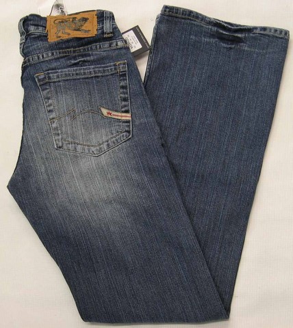 Parasuco 9229N20 jeans, Parasuco 9229N20 stretch blue, flared leg, blue jeans, Hamper's Jeans Toronto Ontario.