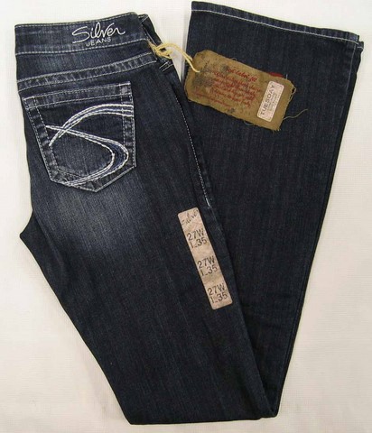 Silver Tuesday Denim jeans, Ladies Silver Tuesday Stretch slim fit, low rise boot cut denim jeans, Hamper's Jeans Toronto Ontario.