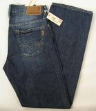 Guess Cliff M8409100 denim jeans, Men's Guess Cliff M8409100 easy fit, straight leg denim jeans, Hamper's Jeans Toronto Ontario.