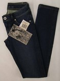 Guess denim skinny jeans, Ladies Guess stretch skinny, slim fit, dark blue denim jeans, Hamper's Jeans Toronto Ontario.