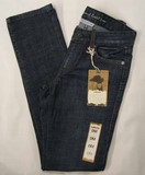 Levi's Special Edition 552 denim jeans, Levi's ladies 552 stretch, mid rise, straight leg denim jeans, Hampers Jeans Toronto Ontario.