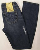 Silver Suki denim jeans, Ladies Silver Suki stretch, mid rise, straight leg denim jeans, Hamper's Jeans Toronto Ontario.