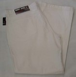 Tommy Hilfiger New Freedom denim jeans, Tommy Hilfiger men's New Freedom relaxed fit white denim jeans, Hamper's Jeans Toronto Ontario.